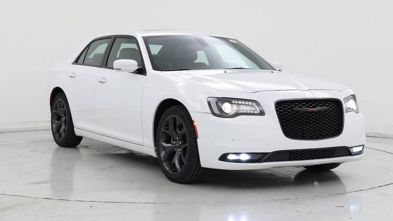 CHRYSLER 300 2023 2C3CCABG7PH652502 image