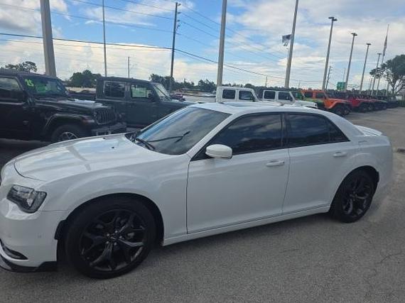 CHRYSLER 300 2023 2C3CCABGXPH600863 image