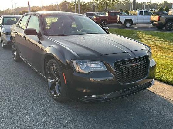 CHRYSLER 300 2023 2C3CCABGXPH599844 image