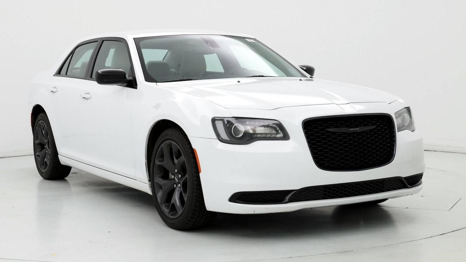 CHRYSLER 300 2023 2C3CCAAG1PH580990 image