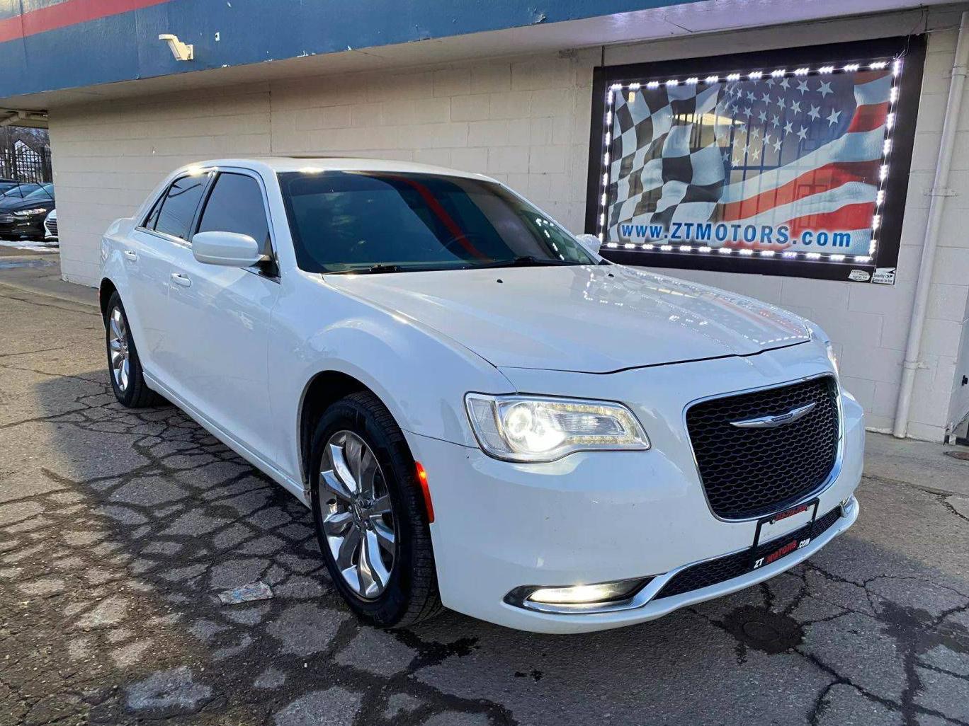 CHRYSLER 300 2016 2C3CCARG6GH157276 image