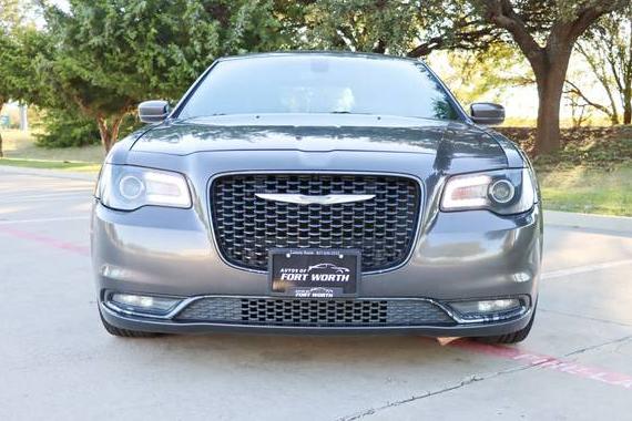 CHRYSLER 300 2019 2C3CCABG0KH585394 image CHRYSLER 300 2019 2C3CCABG0KH585394 image