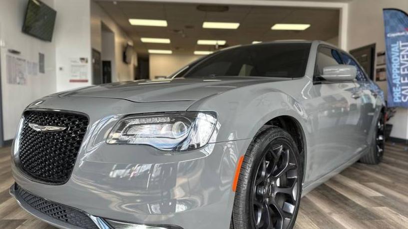 CHRYSLER 300 2019 2C3CCABG9KH618070 image