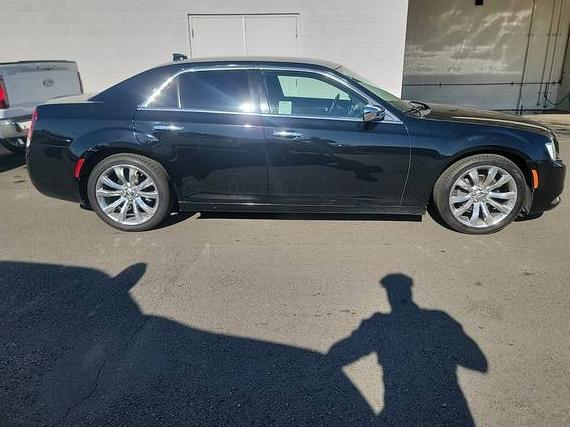 CHRYSLER 300 2019 2C3CCAEG7KH528010 image CHRYSLER 300 2019 2C3CCAEG7KH528010 image