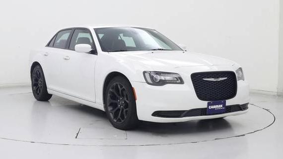 CHRYSLER 300 2019 2C3CCABG6KH515821 image