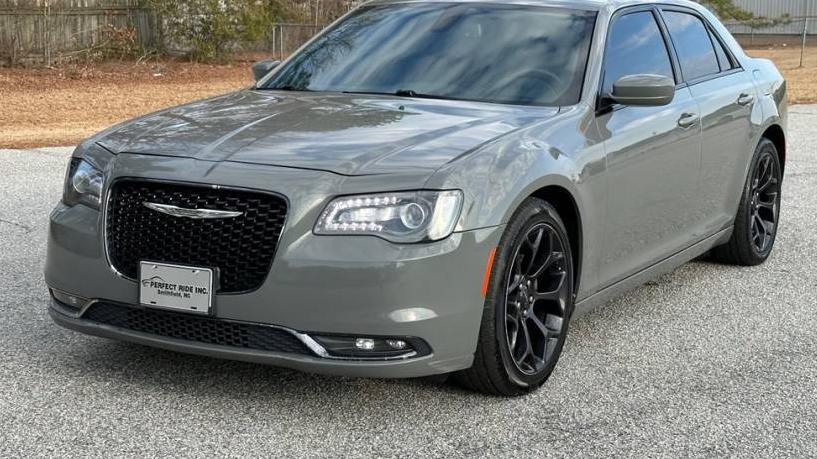 CHRYSLER 300 2019 2C3CCABG1KH654027 image