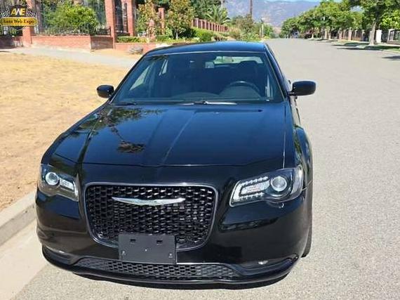 CHRYSLER 300 2019 2C3CCABG8KH562932 image