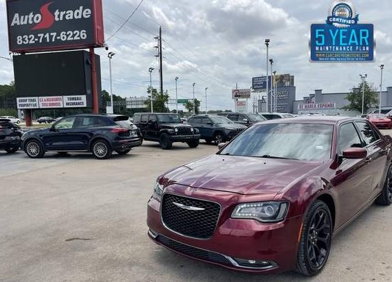 CHRYSLER 300 2019 2C3CCABG3KH654272 image