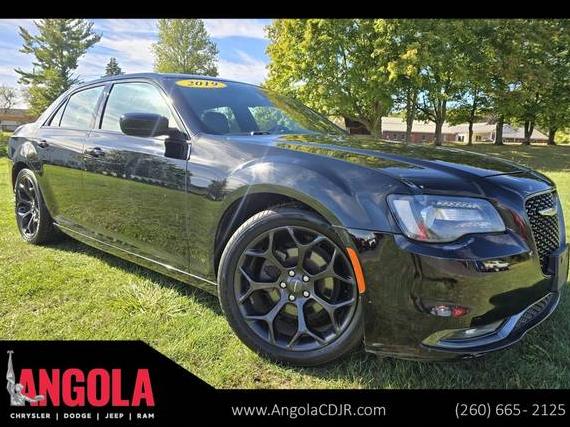 CHRYSLER 300 2019 2C3CCABG1KH536009 image CHRYSLER 300 2019 2C3CCABG1KH536009 image