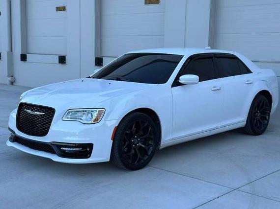 CHRYSLER 300 2019 2C3CCABG1KH654366 image