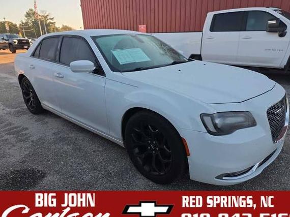 CHRYSLER 300 2019 2C3CCABG7KH566177 image