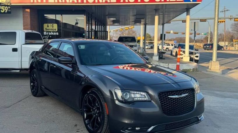 CHRYSLER 300 2019 2C3CCABG4KH562930 image