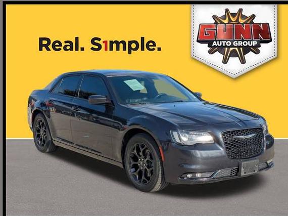 CHRYSLER 300 2019 2C3CCAGG3KH556433 image