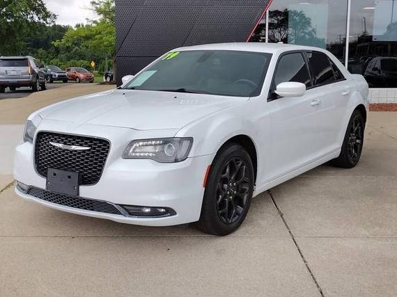 CHRYSLER 300 2019 2C3CCAGG2KH631655 image