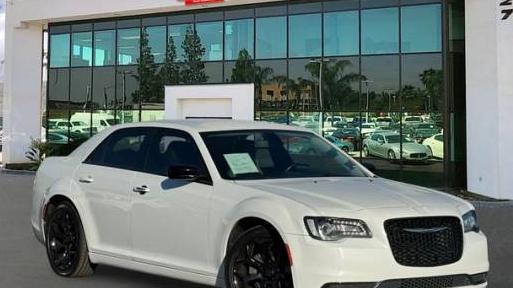 CHRYSLER 300 2019 2C3CCAAG5KH590852 image