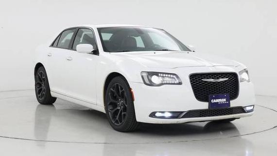 CHRYSLER 300 2019 2C3CCABG3KH697834 image