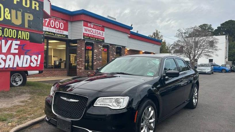 CHRYSLER 300 2018 2C3CCARG5JH175131 image