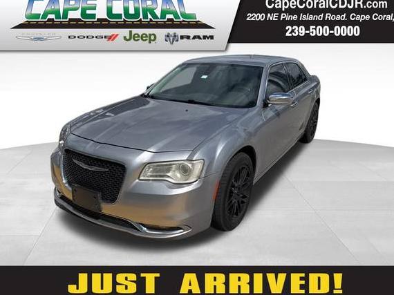 CHRYSLER 300 2018 2C3CCAKG5JH177519 image