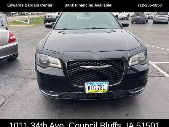 CHRYSLER 300 2018 2C3CCAGG6JH241057 image