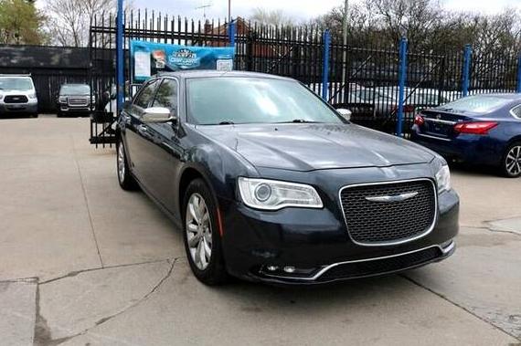 CHRYSLER 300 2018 2C3CCAKG7JH177585 image