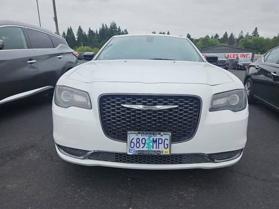 CHRYSLER 300 2018 2C3CCAAG8JH320142 image
