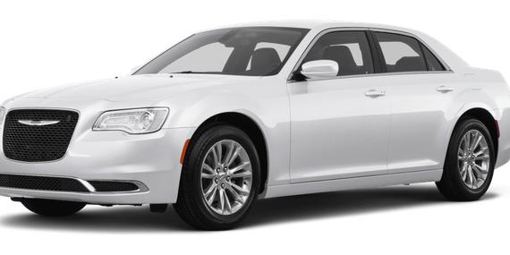 CHRYSLER 300 2018 2C3CCAKG2JH160371 image