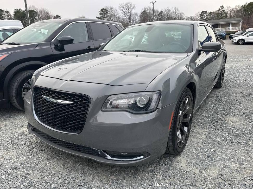 CHRYSLER 300 2018 2C3CCABG3JH292135 image