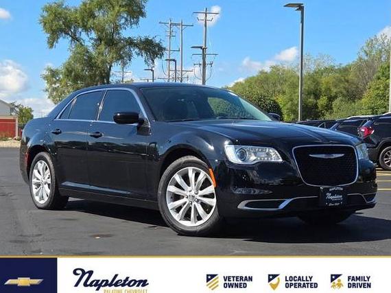 CHRYSLER 300 2018 2C3CCARG2JH324854 image CHRYSLER 300 2018 2C3CCARG2JH324854 image