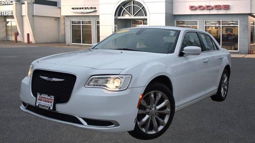 CHRYSLER 300 2018 2C3CCARG4JH324757 image