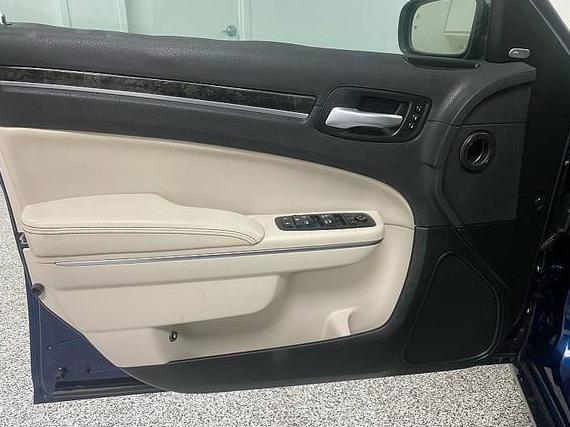 CHRYSLER 300 2017 2C3CCAEG3HH593770 image