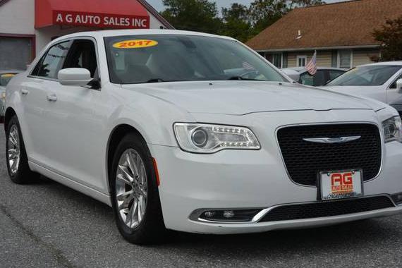 CHRYSLER 300 2017 2C3CCAAG9HH647191 image