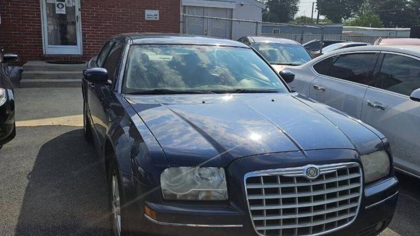 CHRYSLER 300 2005 2C3AK53G05H681885 image