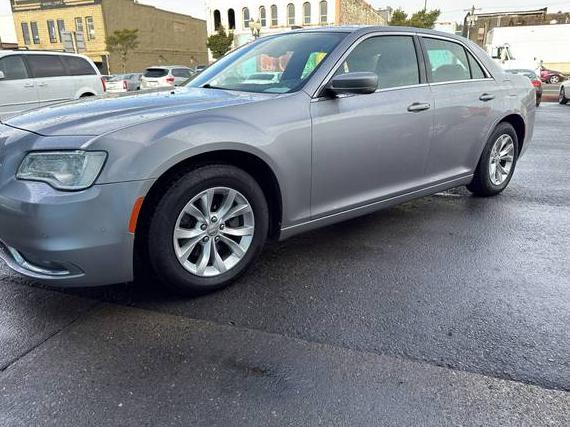 CHRYSLER 300 2015 2C3CCAAG7FH882041 image
