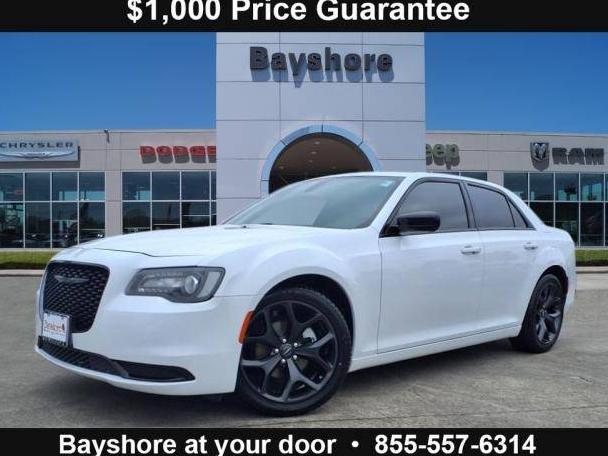 CHRYSLER 300 2022 2C3CCAAG3NH104043 image