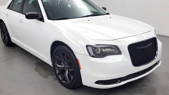 CHRYSLER 300 2022 2C3CCAAG5NH131017 image