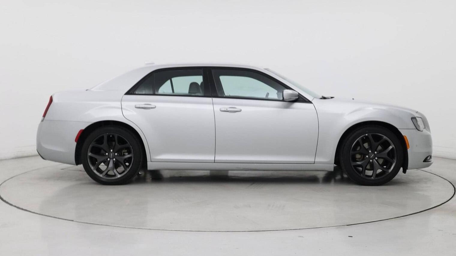 CHRYSLER 300 2022 2C3CCABGXNH190823 image