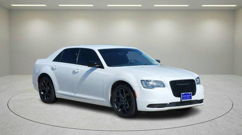 CHRYSLER 300 2022 2C3CCAAG9NH225935 image