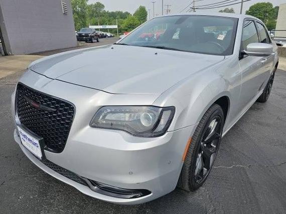 CHRYSLER 300 2022 2C3CCABG8NH158727 image