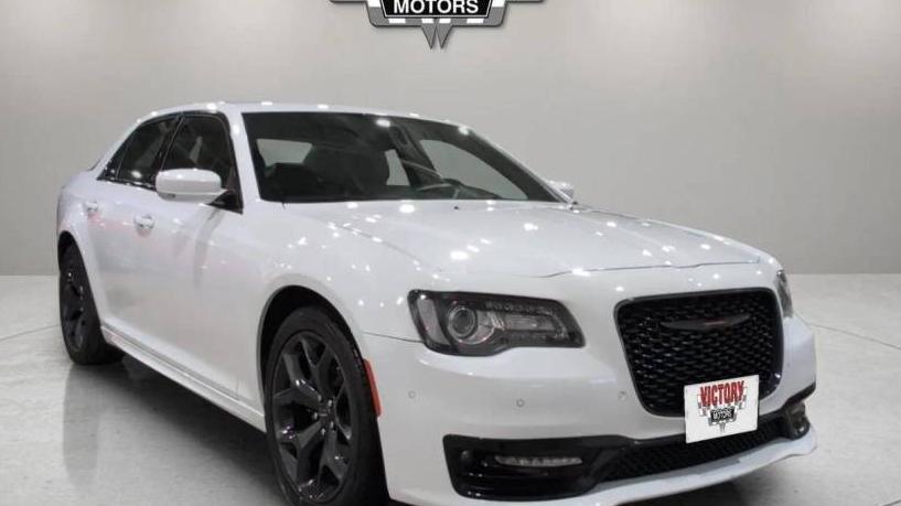 CHRYSLER 300 2022 2C3CCABG8NH135139 image