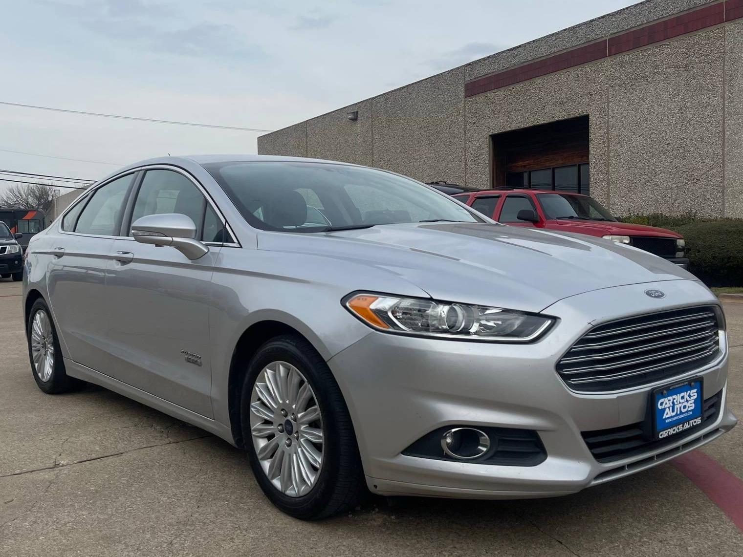 FORD FUSION 2016 3FA6P0PUXGR320599 image