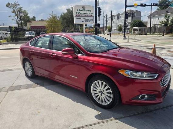 FORD FUSION 2016 3FA6P0LU0GR178740 image FORD FUSION 2016 3FA6P0LU0GR178740 image