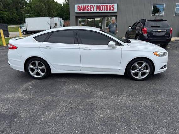 FORD FUSION 2016 3FA6P0H74GR133383 image