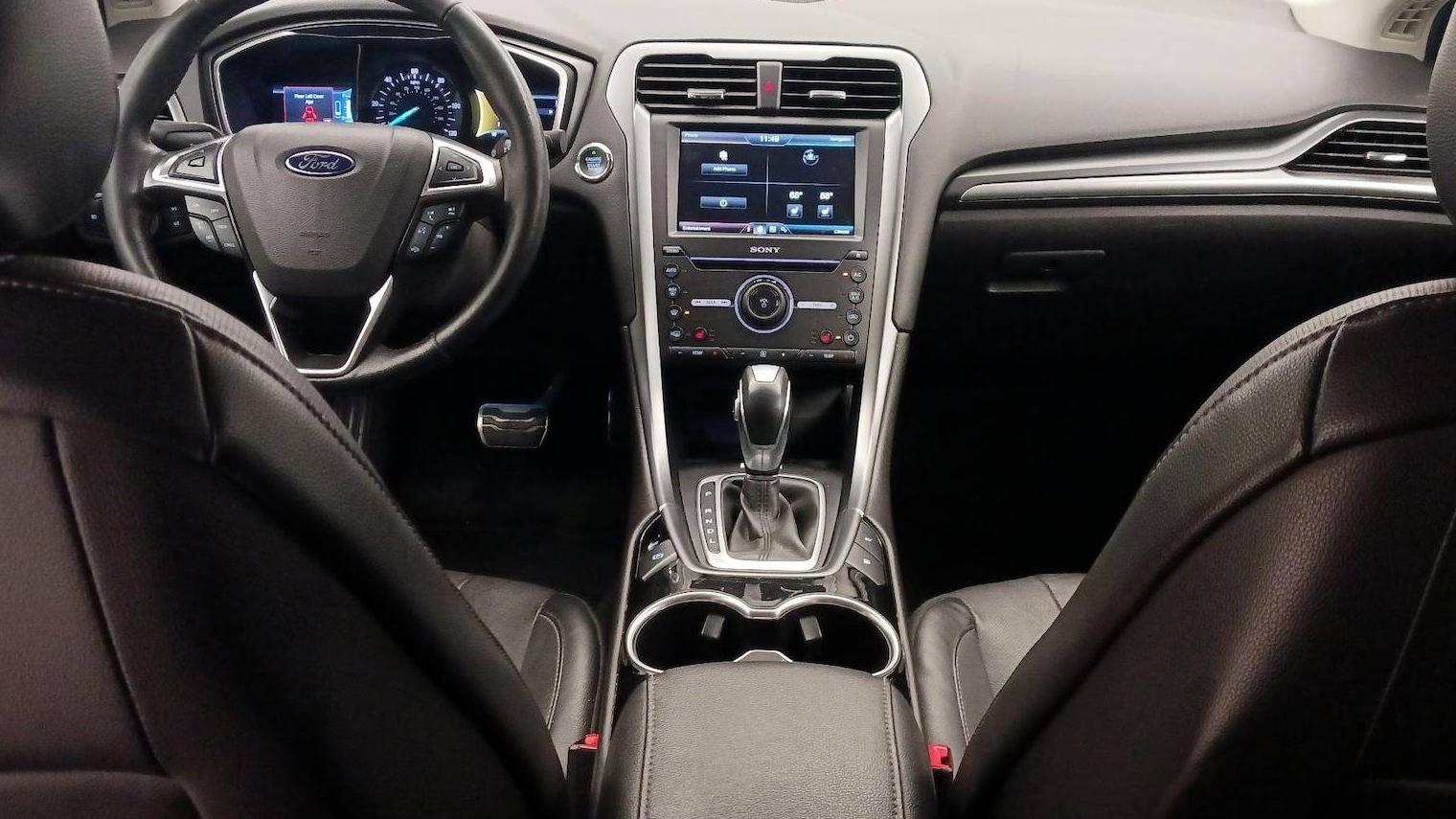 FORD FUSION 2016 3FA6P0SU4GR357087 image