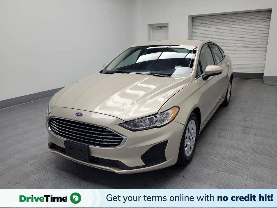 FORD FUSION 2019 3FA6P0G72KR281624 image