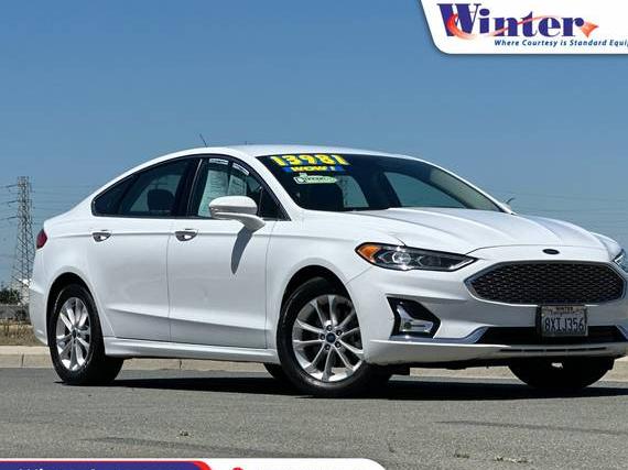 FORD FUSION 2019 3FA6P0SU6KR179014 image