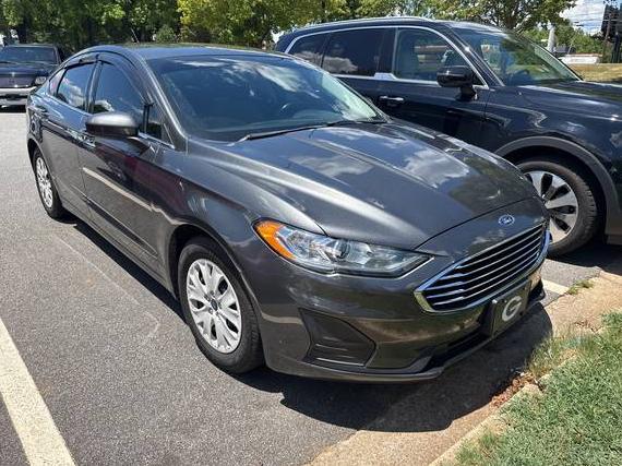 FORD FUSION 2019 3FA6P0G77KR127216 image