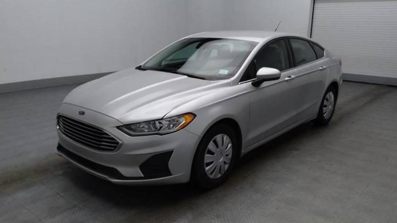 FORD FUSION 2019 3FA6P0G70KR162213 image