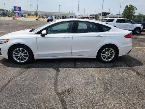 FORD FUSION 2019 3FA6P0HD9KR102550 image