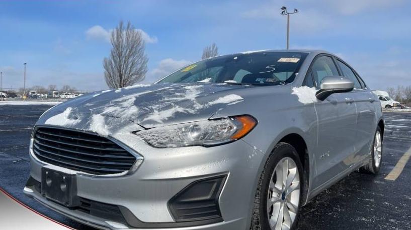 FORD FUSION 2019 3FA6P0LU1KR271825 image