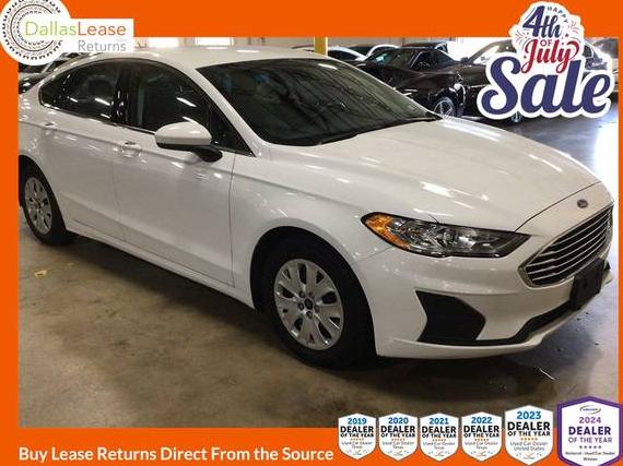 FORD FUSION 2019 3FA6P0G75KR277017 image